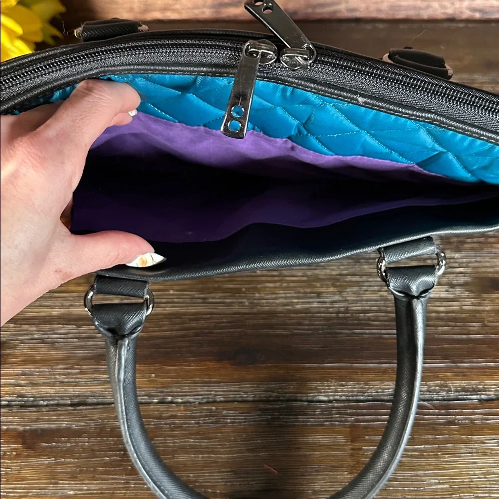 Knomo Elegant Black and Teal Quilted Laptop case!